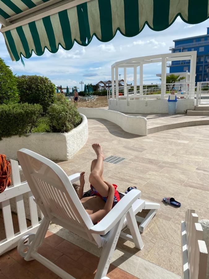 Residence El Palmar Fronte Mare, Fronte Spiaggia Lido di Jesolo Buitenkant foto